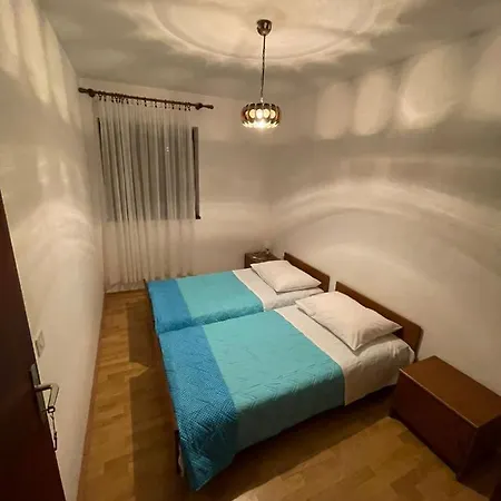 Zdravka 아파트 *